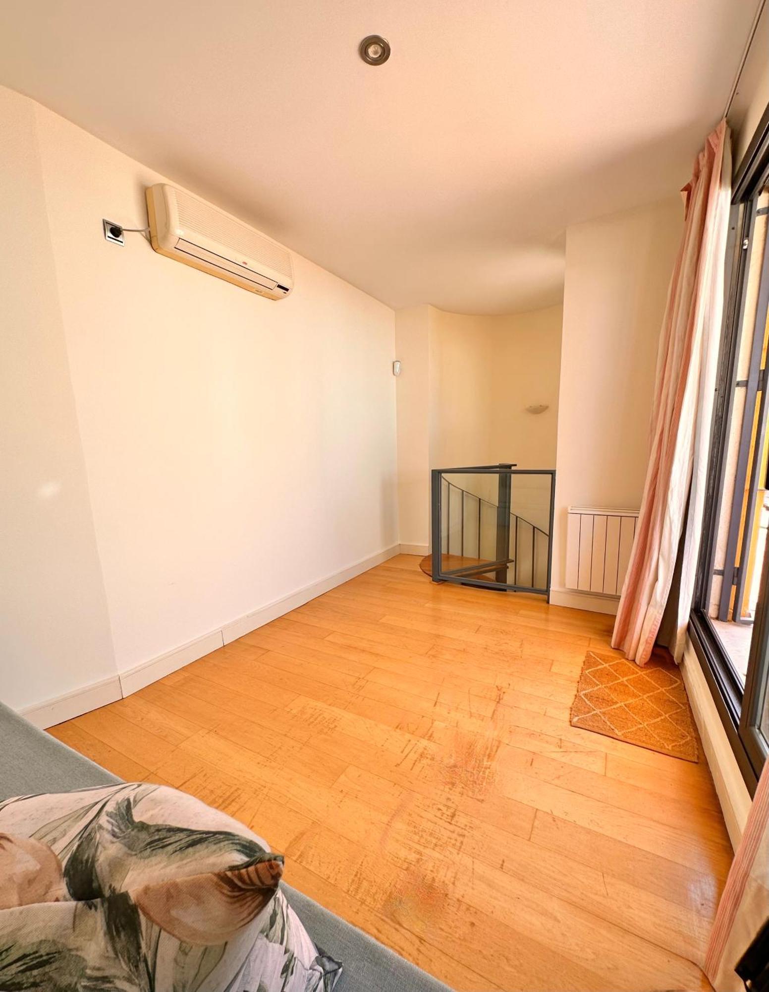 Penthouse Near Cathedral Private Rooftop Private Parking セビリア エクステリア 写真