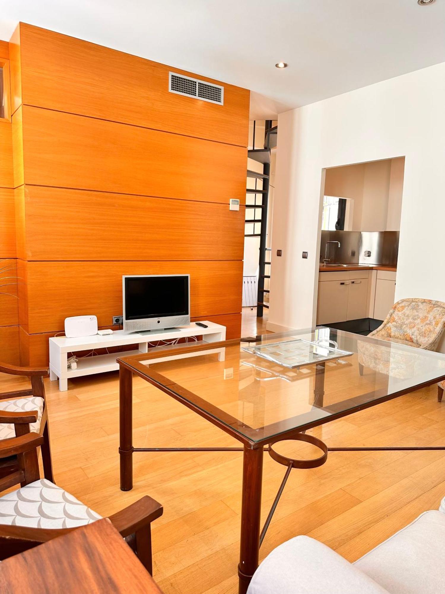Penthouse Near Cathedral Private Rooftop Private Parking セビリア エクステリア 写真